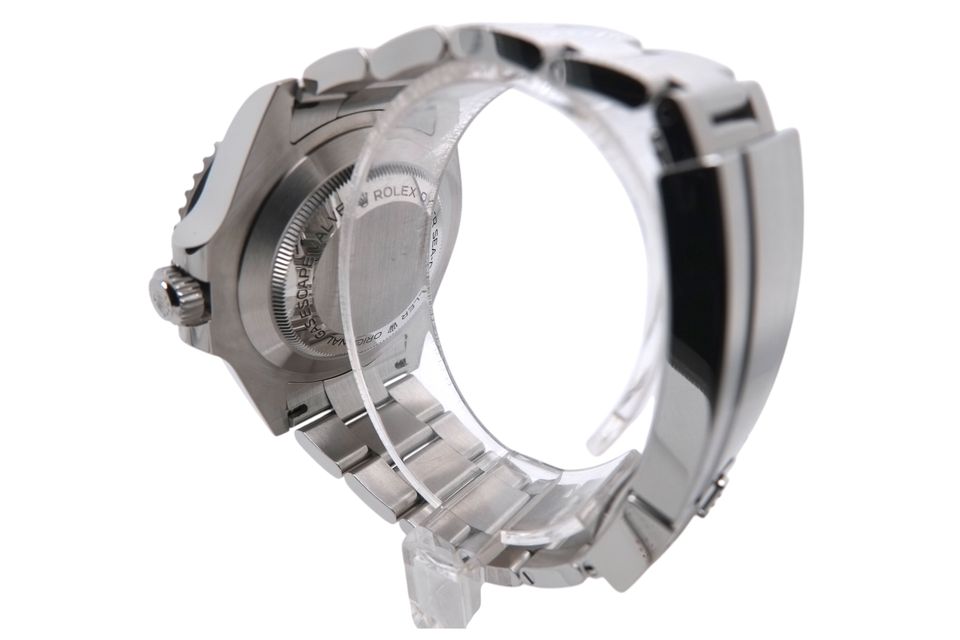 Rolex Sea-Dweller 126600 Image 2